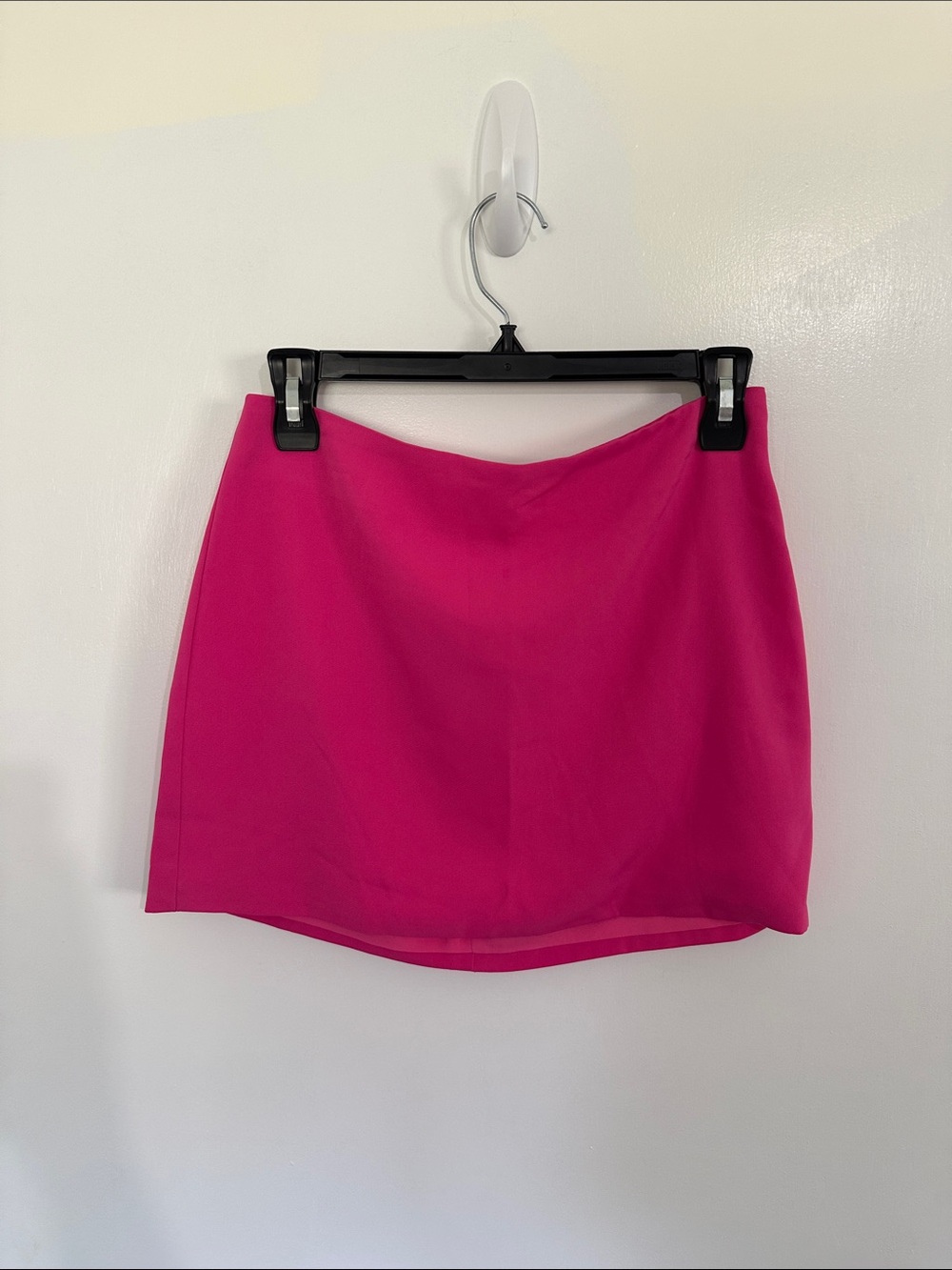Better Be Fuchsia Lined Mini Skirt Size Small